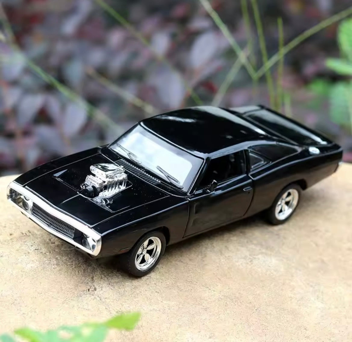Dodge Clasico Charger 1970 Colección Escala 1:32 Color Negro